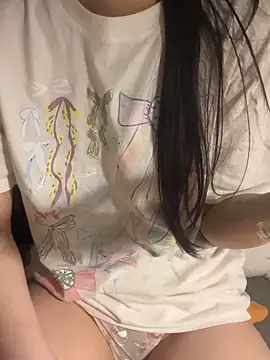 Linaa sexxy online show from 9, 5, 2026