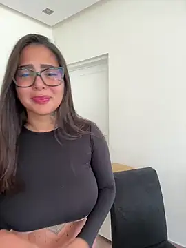 maferalvarexxx online show from 17, 5, 2026
