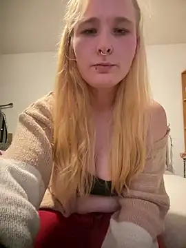 Snapshot of PurpleHazexx chatting on 18, 2, 2026 PurpleHazexx online show from 18, 2, 2026