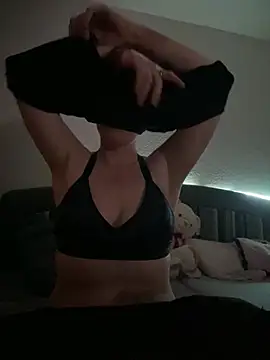 Snapshot of PurpleHazexx chatting on 24, 2, 2026 PurpleHazexx online show from 24, 2, 2026