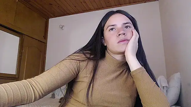 Shanel Lozano online show from 6, 3, 2026