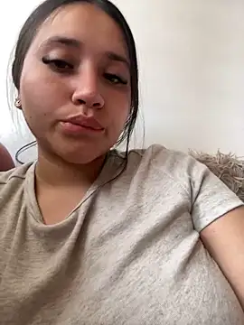 Veronica Wins  online show from 6, 3, 2026