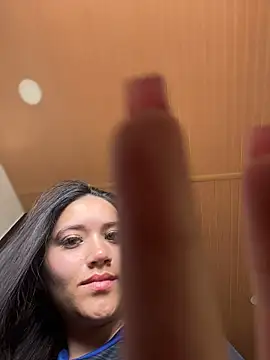 Veronica Wins  online show from 15, 5, 2026