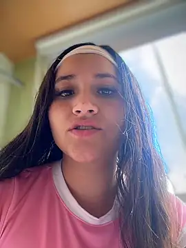 Veronica Wins  online show from 20, 5, 2026