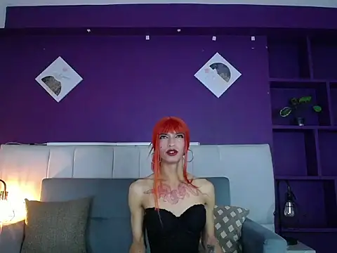 MEGHAN-QUEEN online show from 13, 1, 2026