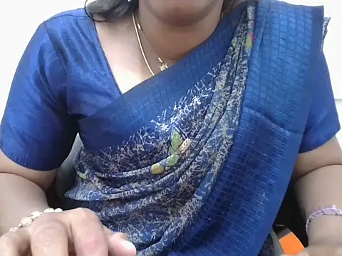 Cute Riyaa22 online show from 16, 2, 2026