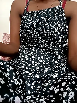 Cute Riyaa22 online show from 13, 3, 2026