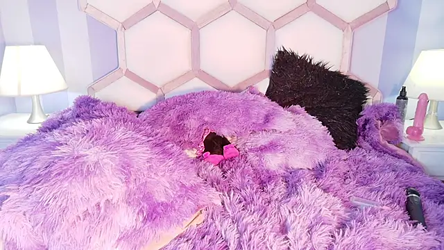 yvi taylor online show from 7, 2, 2026