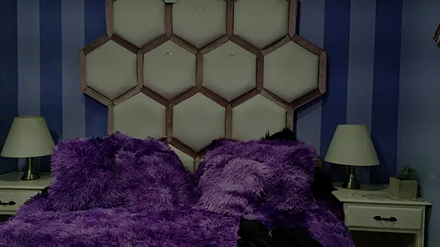 yvi taylor online show from 13, 4, 2026