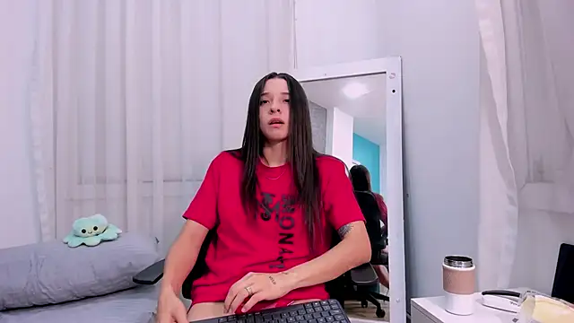 ViictoriiaSaenz online show from 8, 4, 2026