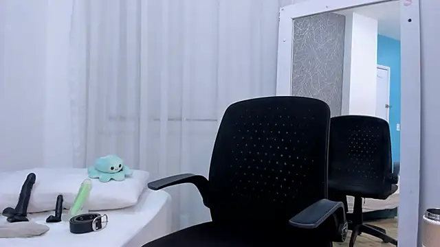 ViictoriiaSaenz online show from 30, 3, 2026