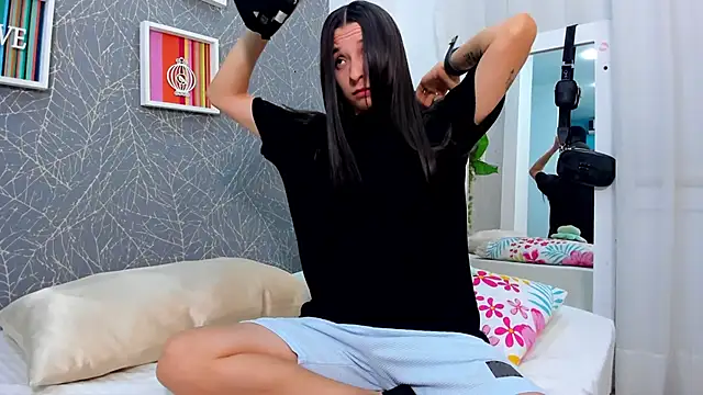 ViictoriiaSaenz online show from 13, 5, 2026