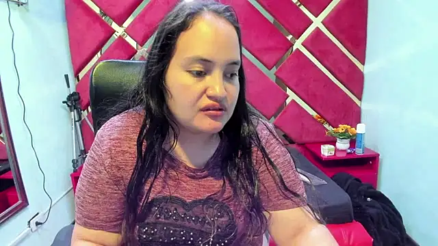 Snapshot of MiaRouss69 chatting on 11, 2, 2026 MiaRouss69 online show from 11, 2, 2026