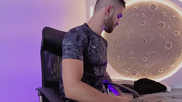 Apolo lux1 online show from 1, 6, 2026