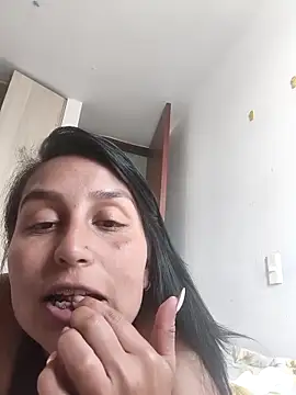 LunaRouuse  online show from 14, 3, 2026