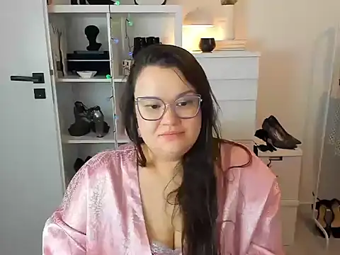 HollyDanceSoul online show from 2, 3, 2026