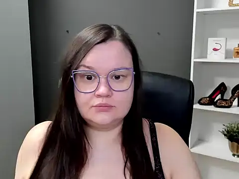 Snapshot of HollyDanceSoul chatting on 21, 2, 2026 HollyDanceSoul online show from 21, 2, 2026