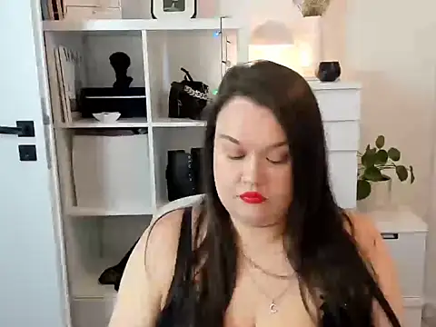 Snapshot of HollyDanceSoul chatting on 25, 2, 2026 HollyDanceSoul online show from 25, 2, 2026