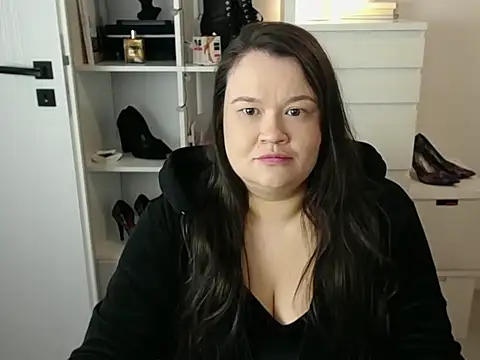 HollyDanceSoul online show from 3, 4, 2026