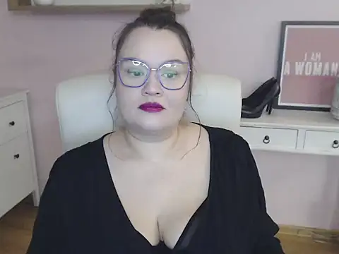 Snapshot of HollyDanceSoul chatting on 14, 1, 2026 HollyDanceSoul online show from 14, 1, 2026