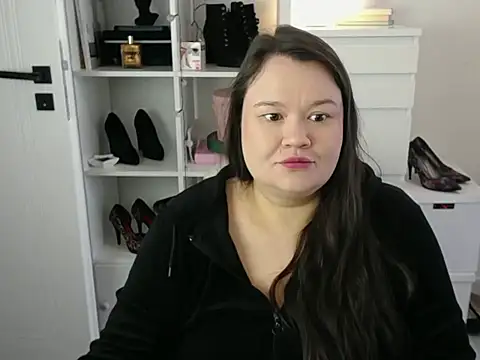 HollyDanceSoul online show from 28, 3, 2026