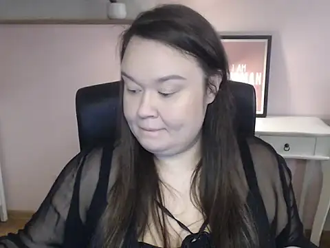 Snapshot of HollyDanceSoul chatting on 9, 2, 2026 HollyDanceSoul online show from 9, 2, 2026