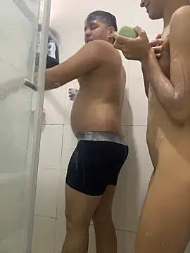 uncontrolled fire online show from 26, 3, 2026