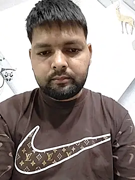 Snapshot of Pulkeet1433 chatting on 27, 5, 2026 Pulkeet1433 online show from 27, 5, 2026