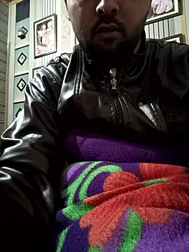 Pulkeet1433 online show from 13, 1, 2026