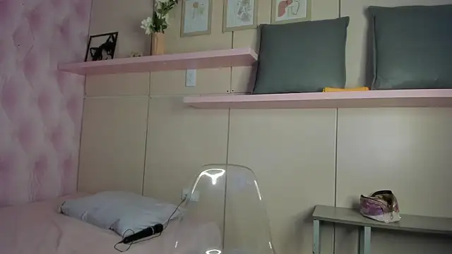 Snapshot of _BellaBliss chatting on 15, 1, 2026 BellaBliss online show from 15, 1, 2026