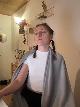 Snapshot of Marina_und_Jayden chatting on 5, 2, 2026 Marina und Jayden online show from 5, 2, 2026