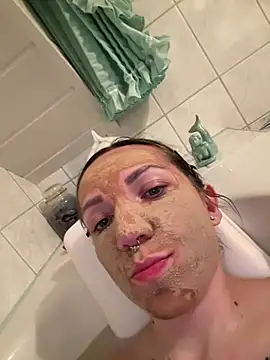 Snapshot of Marina_und_Jayden chatting on 2, 2, 2026 Marina und Jayden online show from 2, 2, 2026