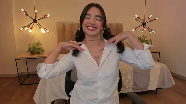 Abriil cutee online show from 2, 3, 2026