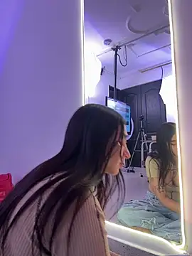 Abriil cutee online show from 20, 6, 2026