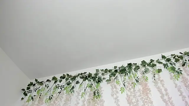 lizz lunna online show from 27, 3, 2026