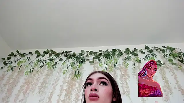 Snapshot of lizz_lunna chatting on 15, 6, 2026 lizz lunna online show from 15, 6, 2026
