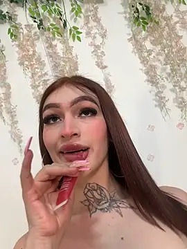 lizz lunna online show from 13, 5, 2026