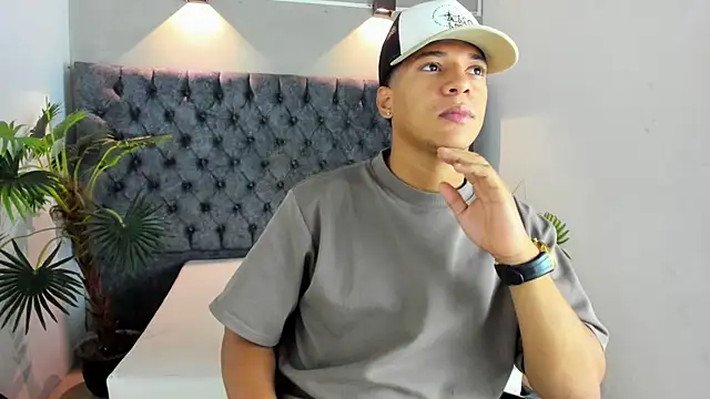 MATHY ROBERT online show from 12, 1, 2026