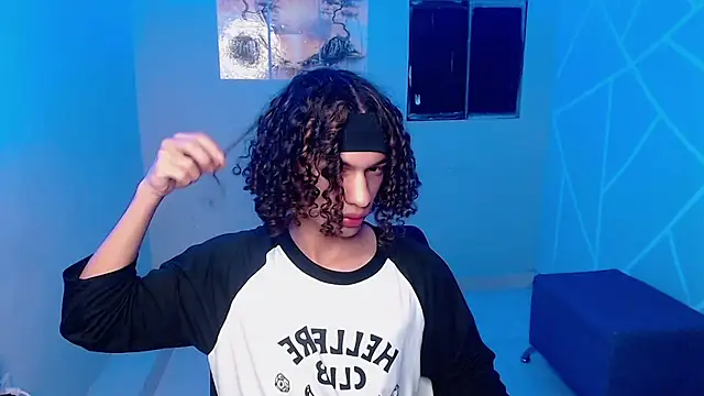 Axel fox77 online show from 19, 7, 2026