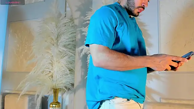 thiago ferrari  online show from 31, 5, 2026