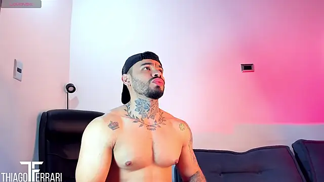 thiago ferrari  online show from 21, 4, 2026