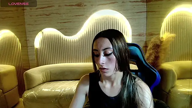 katalina r  online show from 30, 4, 2026