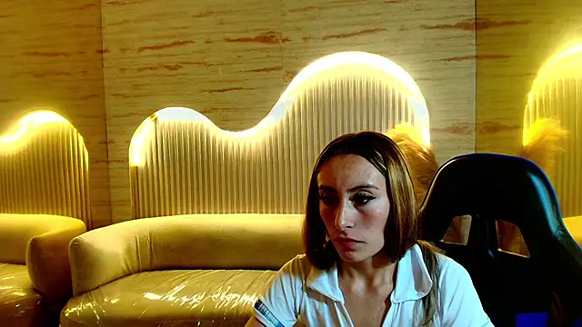 katalina r  online show from 17, 5, 2026