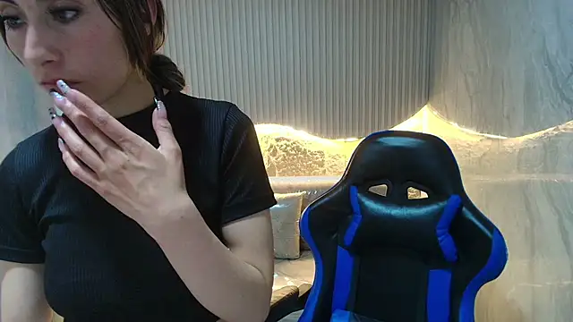 katalina r  online show from 20, 2, 2026