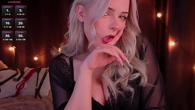 ShyniAlice online show from 25, 2, 2026