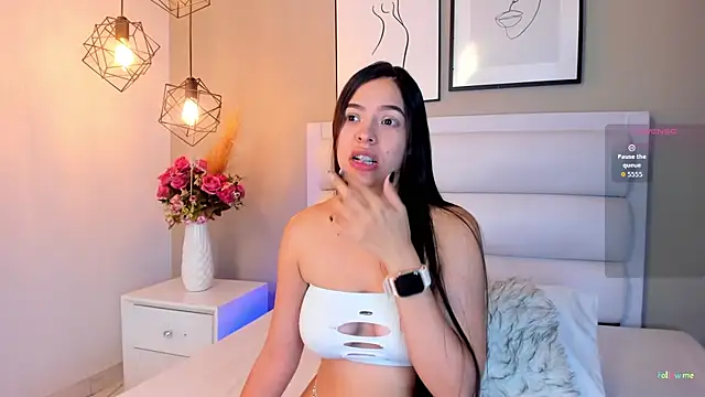 Salome Girl23 online show from 18, 2, 2026