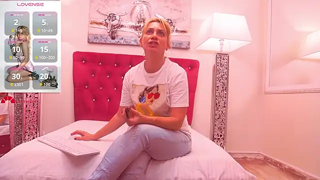 AmandaL1 online show from 23, 9, 2025