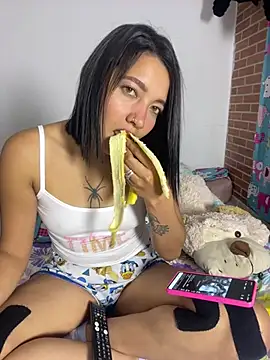 Carita traviesa4 online show from 25, 2, 2026