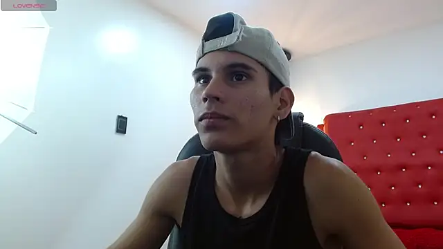 Snapshot of paullcb chatting on 13, 1, 2026 paullcb online show from 13, 1, 2026