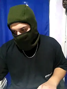 Snapshot of gitano19cm chatting on 13, 4, 2026 gitano19cm online show from 13, 4, 2026